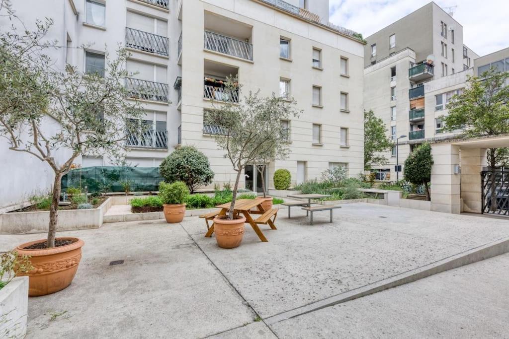 Premium Flat 6 People With Billard And Terrace Stade De France Saint-Denis  Exteriör bild